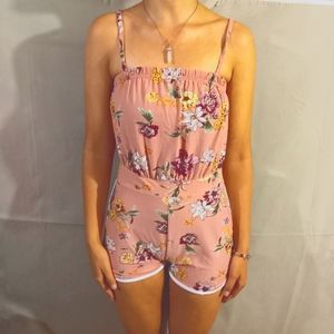 Justify Pink Floral Spaghetti Strap Romper Wms Sz Sm